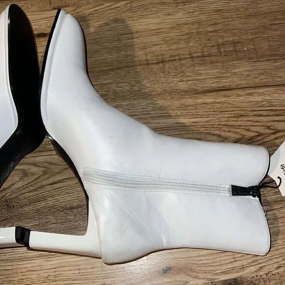 NEW!!! Zara White Vegan Leather Booties Size 42 - Picture 11 of 12